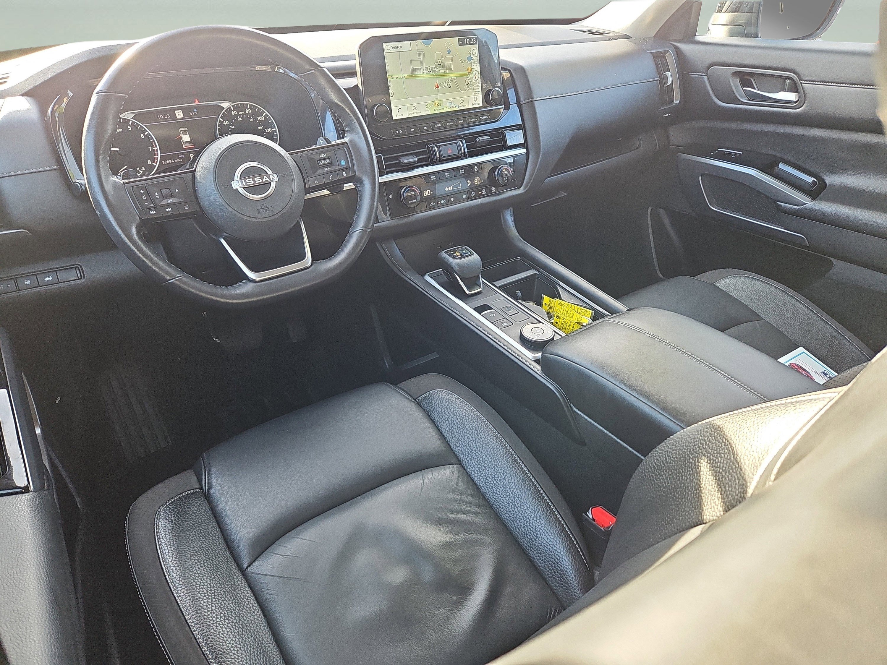 Used 2022 Nissan Pathfinder SL w/ SL Black Package image 2