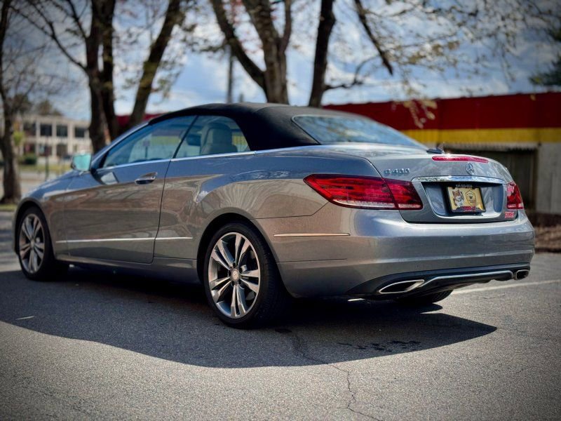 Used 2015 Mercedes-Benz E 400 Cabriolet image 5