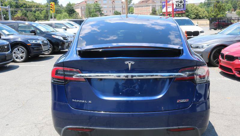Used 2016 Tesla Model X Performance AWD/4WD image 6