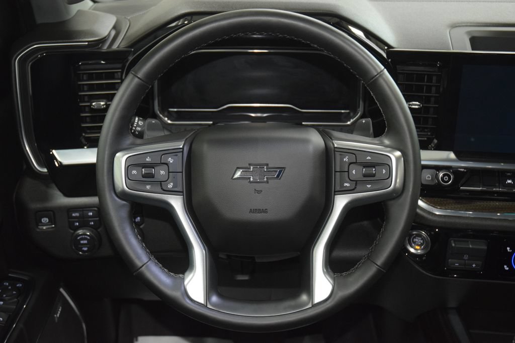 Used 2024 Chevrolet Silverado 1500 RST w/ Redline Edition AWD/4WD image 38