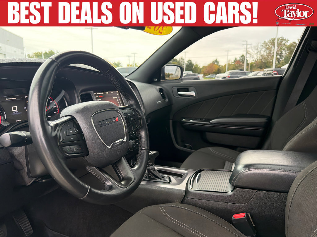 Used 2023 Dodge Charger SXT w/ Blacktop Package AWD/4WD image 12