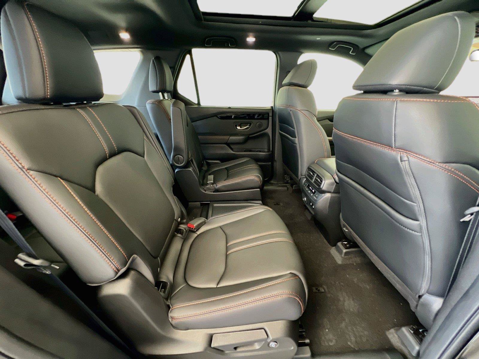 New 2026 Honda Pilot TrailSport image 28
