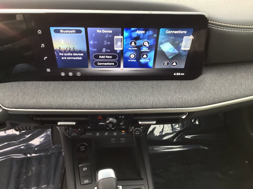 New 2026 Nissan Kicks SV w/ Cold Weather Package image 11