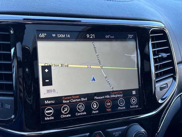Used 2020 Jeep Grand Cherokee High Altitude AWD/4WD image 16