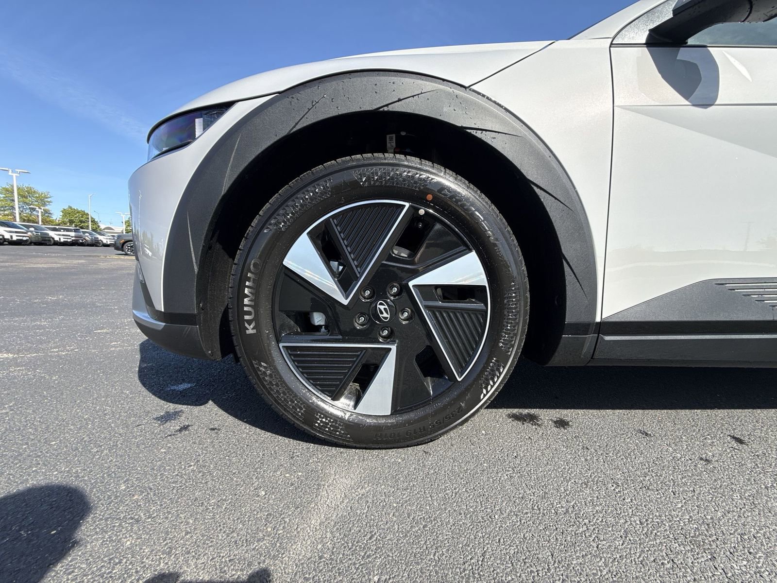 New 2026 Hyundai Ioniq 5 SE AWD/4WD image 10