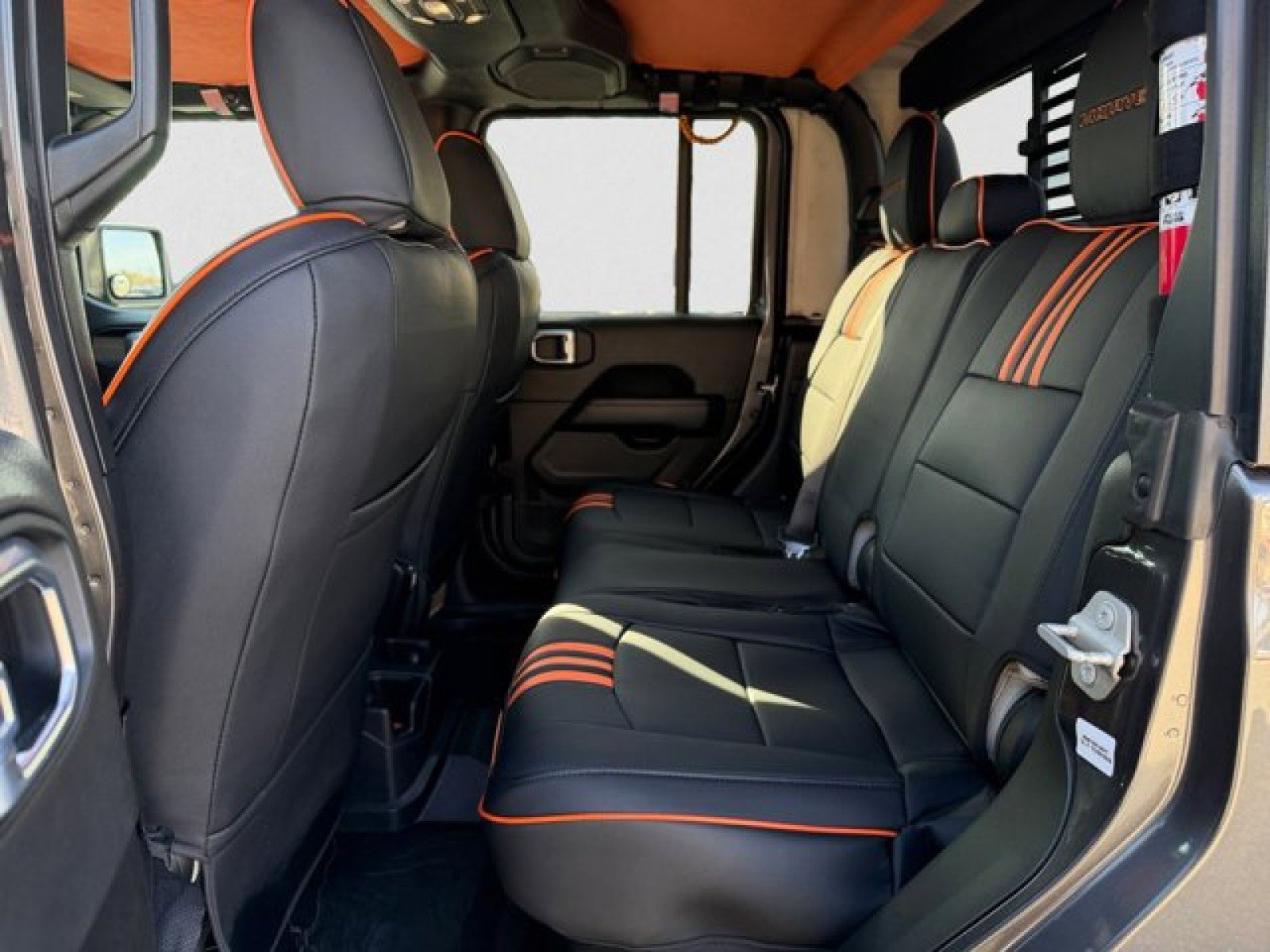 Used 2021 Jeep Gladiator Mojave image 16