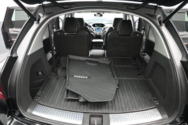 Used 2020 Acura MDX w/ Advance Package FWD image 17