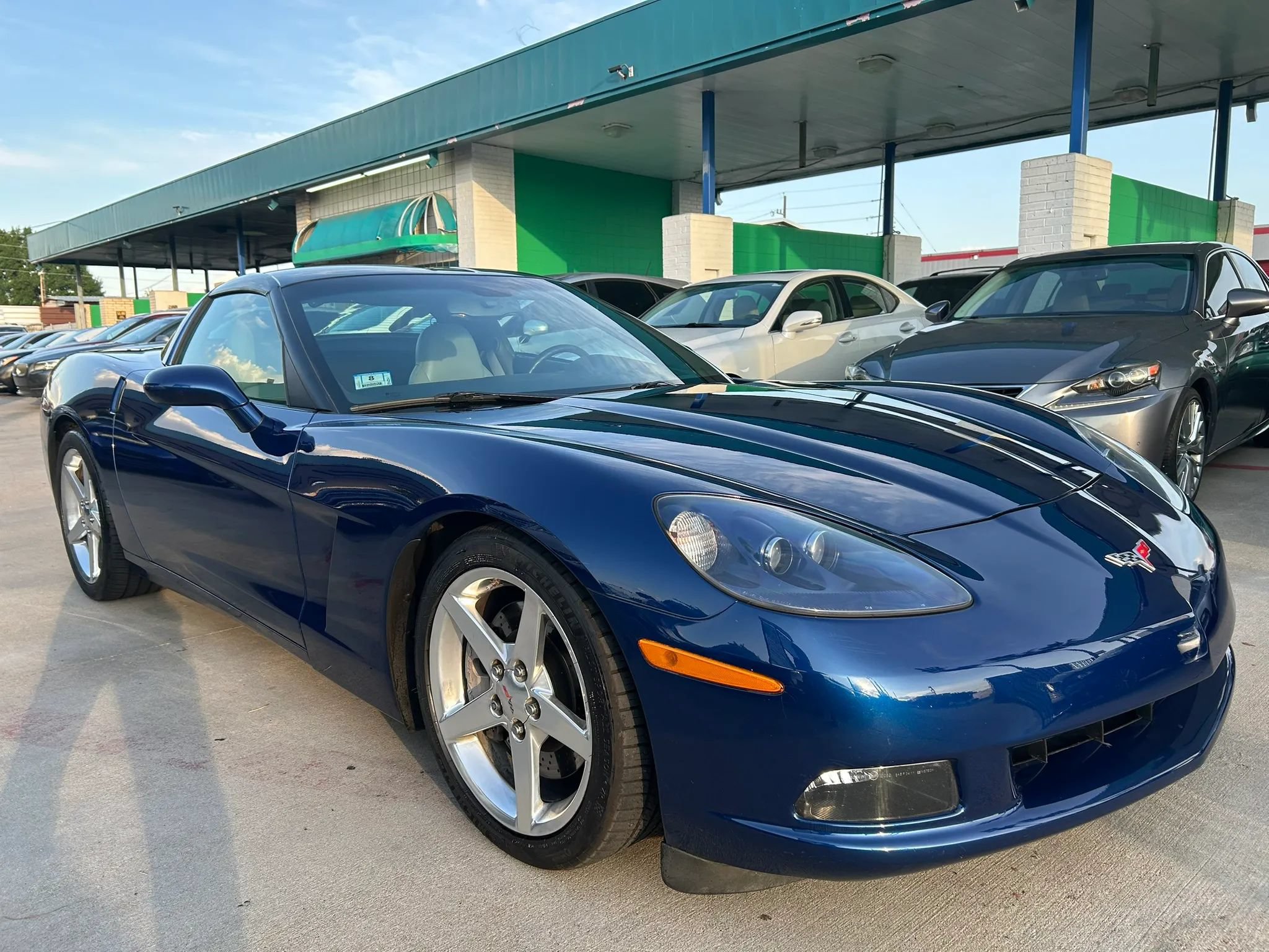 Used 2005 Chevrolet Corvette Coupe w/ Preferred Equipment Group RWD image 7