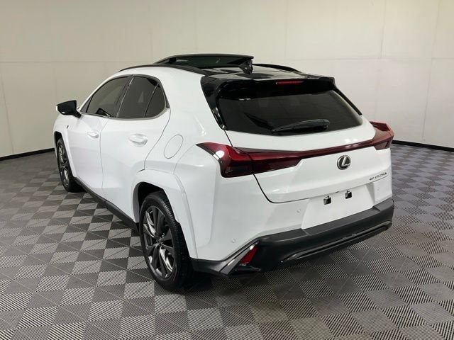 Used 2024 Lexus UX 250h F Sport AWD/4WD image 4