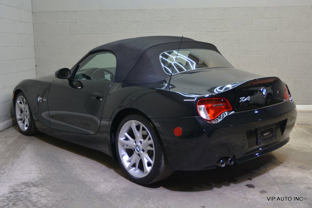 Used 2008 BMW Z4 3.0i image 3