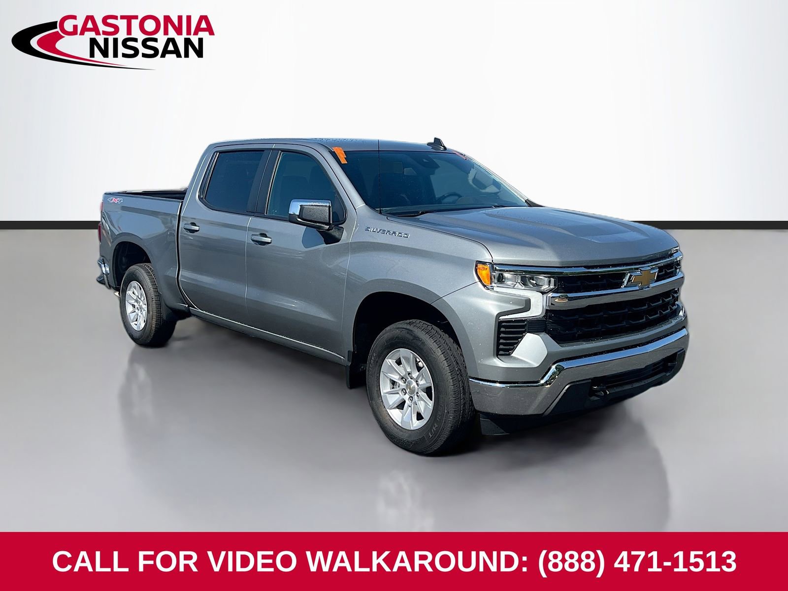Used 2025 Chevrolet Silverado 1500 LT AWD/4WD image 1