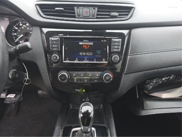 Used 2020 Nissan Rogue S AWD/4WD image 7