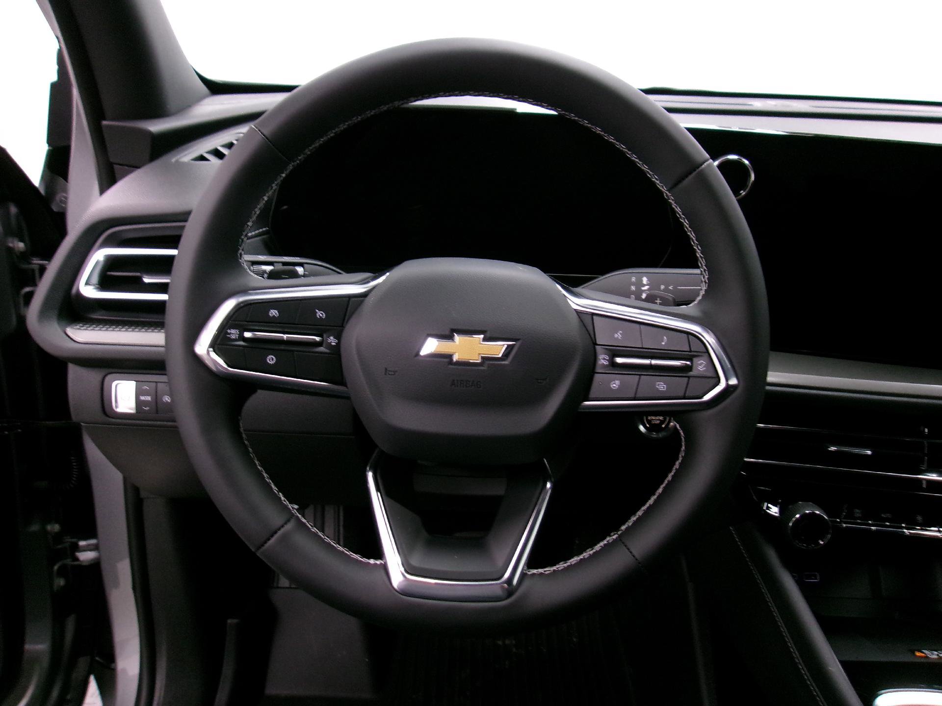 New 2026 Chevrolet Traverse LT w/ Driver Confidence Package FWD image 7