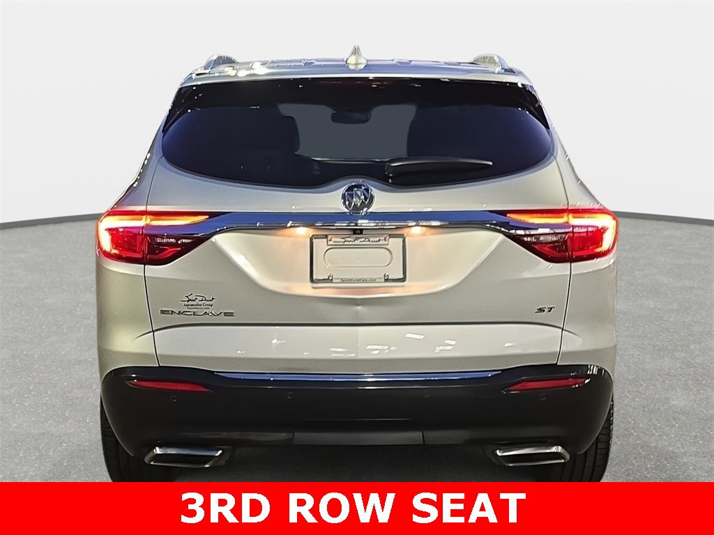 Used 2020 Buick Enclave Essence w/ Sport Touring Edition image 6