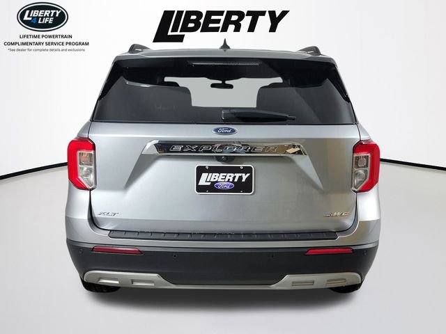 Certified 2023 Ford Explorer XLT w/ Equipment Group 202A image 4