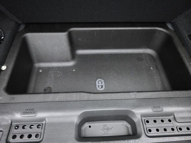 Used 2025 Jeep Wrangler Sport S image 14