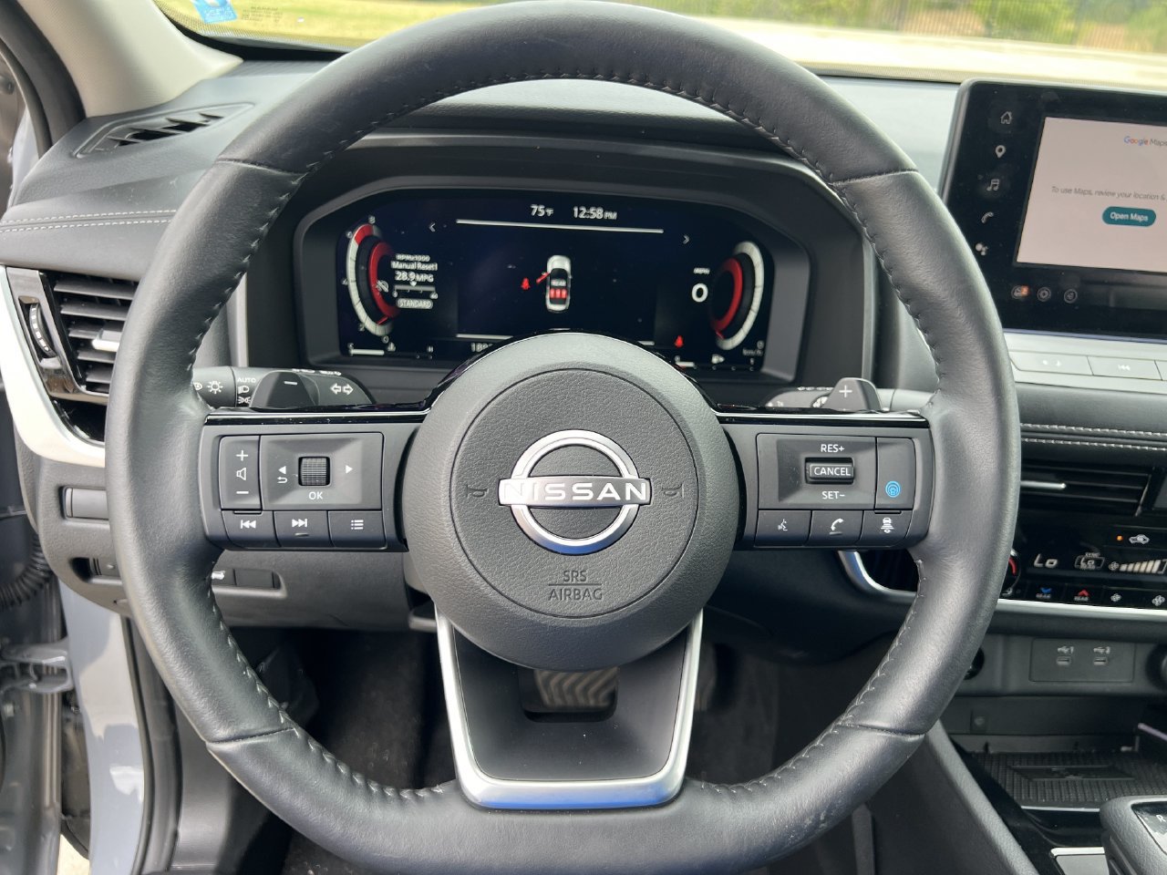Used 2024 Nissan Rogue SL w/ SL Premium Package FWD image 6