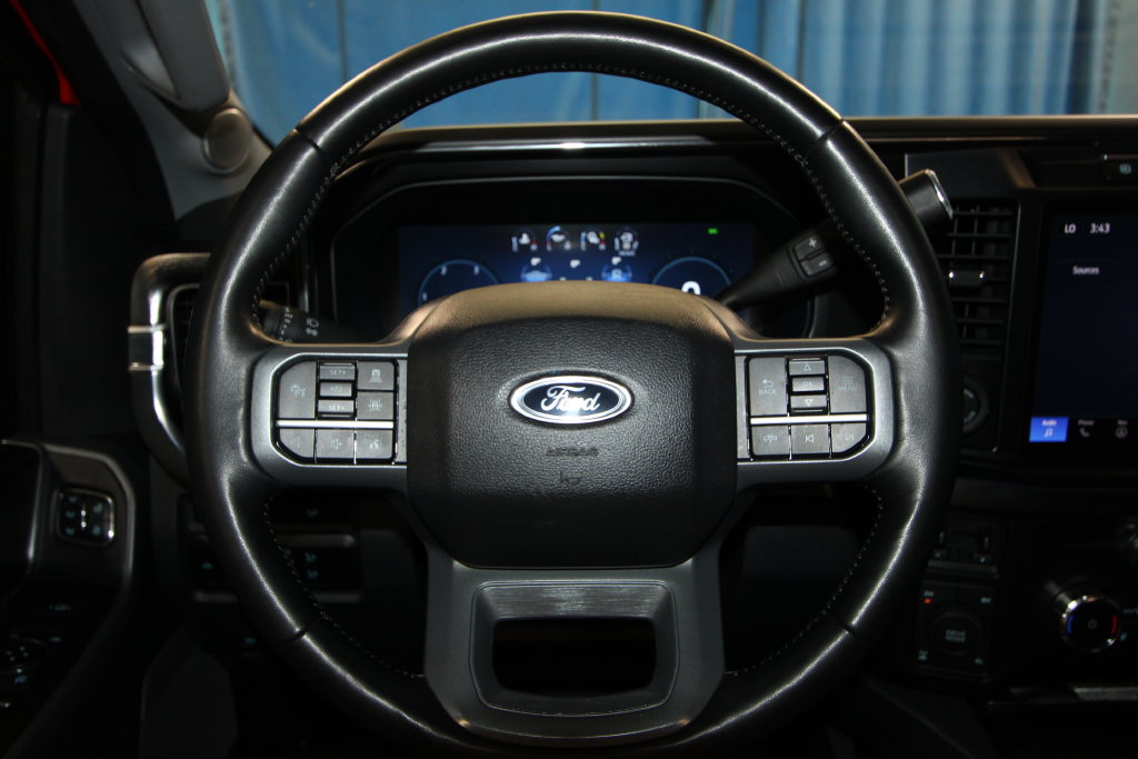 Used 2024 Ford F250 Lariat w/ Lariat Ultimate Package AWD/4WD image 12