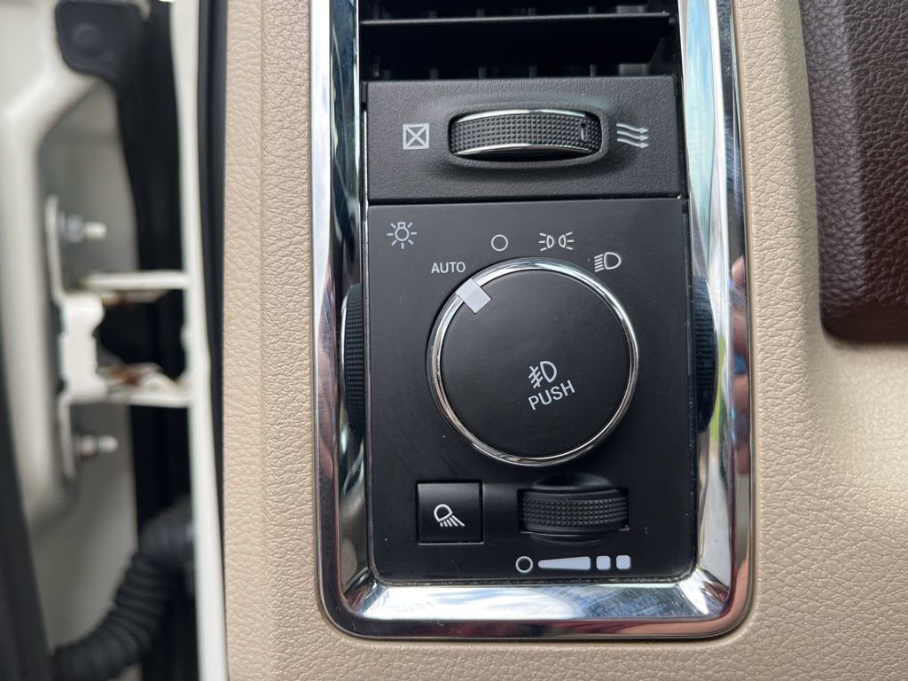 Used 2018 RAM 2500 Laramie w/ Off Road Package image 19