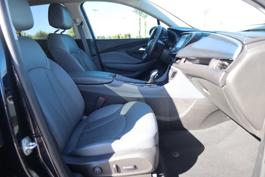 Used 2020 Buick Envision Premium w/ Driver Confidence Package image 19