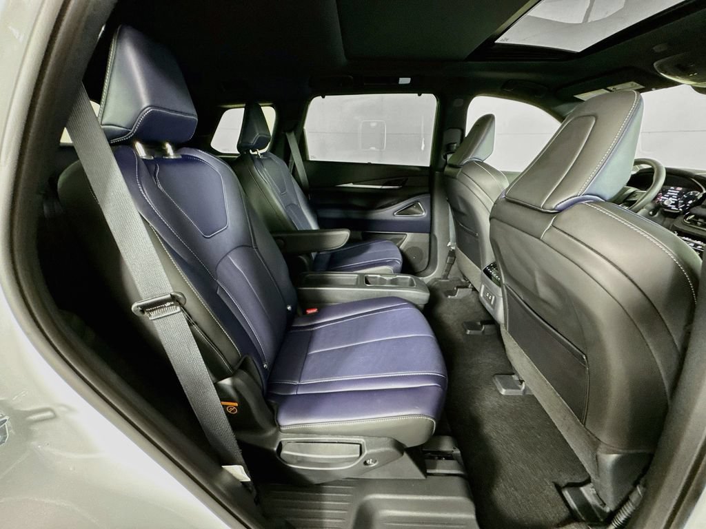 Certified 2026 INFINITI QX60 Sport w/ Dark Cargo Package AWD/4WD image 39