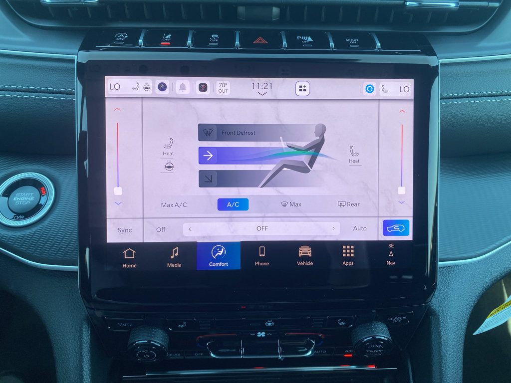 New 2027 Jeep Grand Cherokee Laredo X AWD/4WD image 30