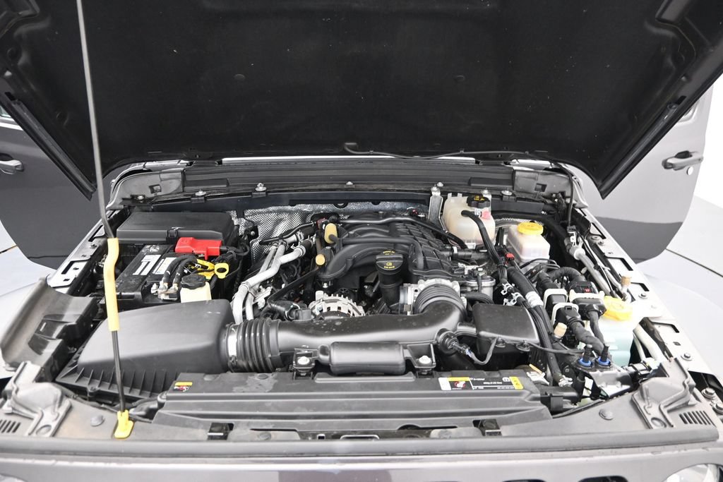 Used 2024 Jeep Wrangler Unlimited Sport AWD/4WD image 15