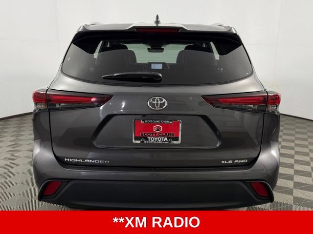 Used 2024 Toyota Highlander XLE image 7