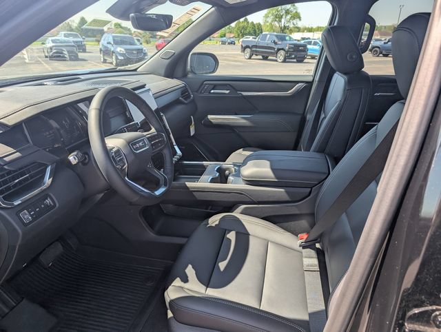 New 2026 GMC Acadia Elevation w/ Black Edition AWD/4WD image 13