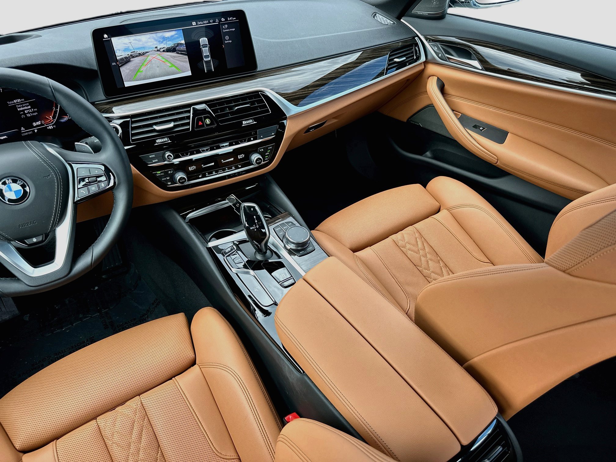 Used 2023 BMW 530i w/ Premium Package RWD image 25