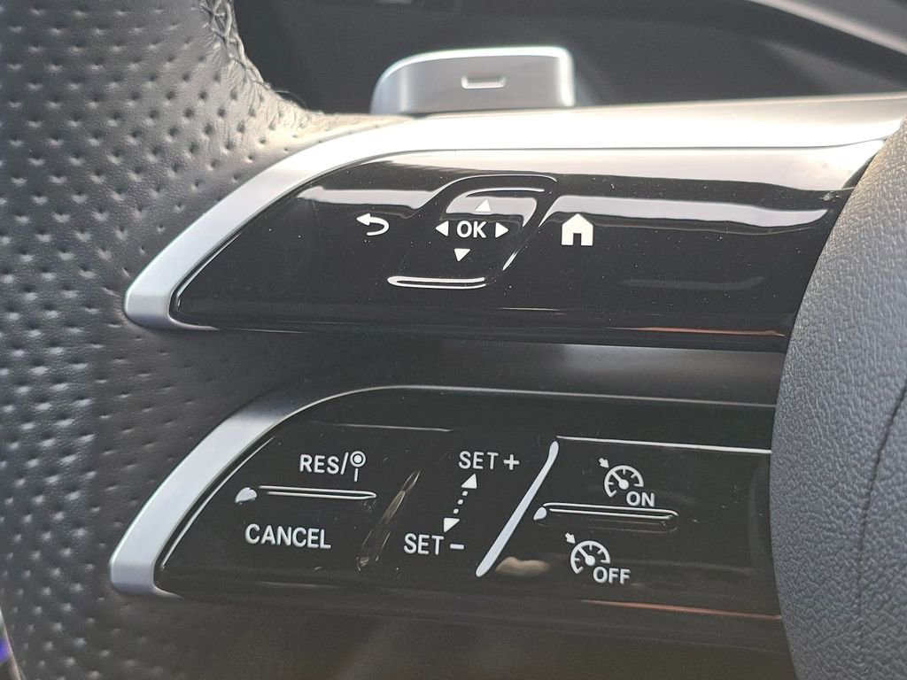 Certified 2025 Mercedes-Benz C 300 4MATIC Sedan image 32