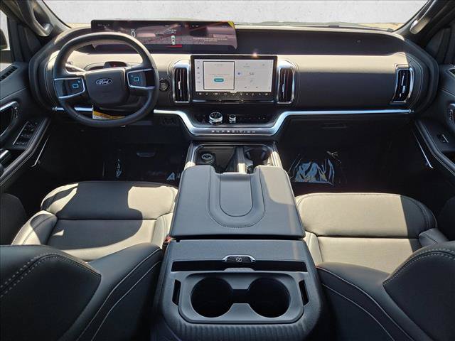New 2027 Ford Expedition Platinum w/ Stealth Appearance Package RWD image 15