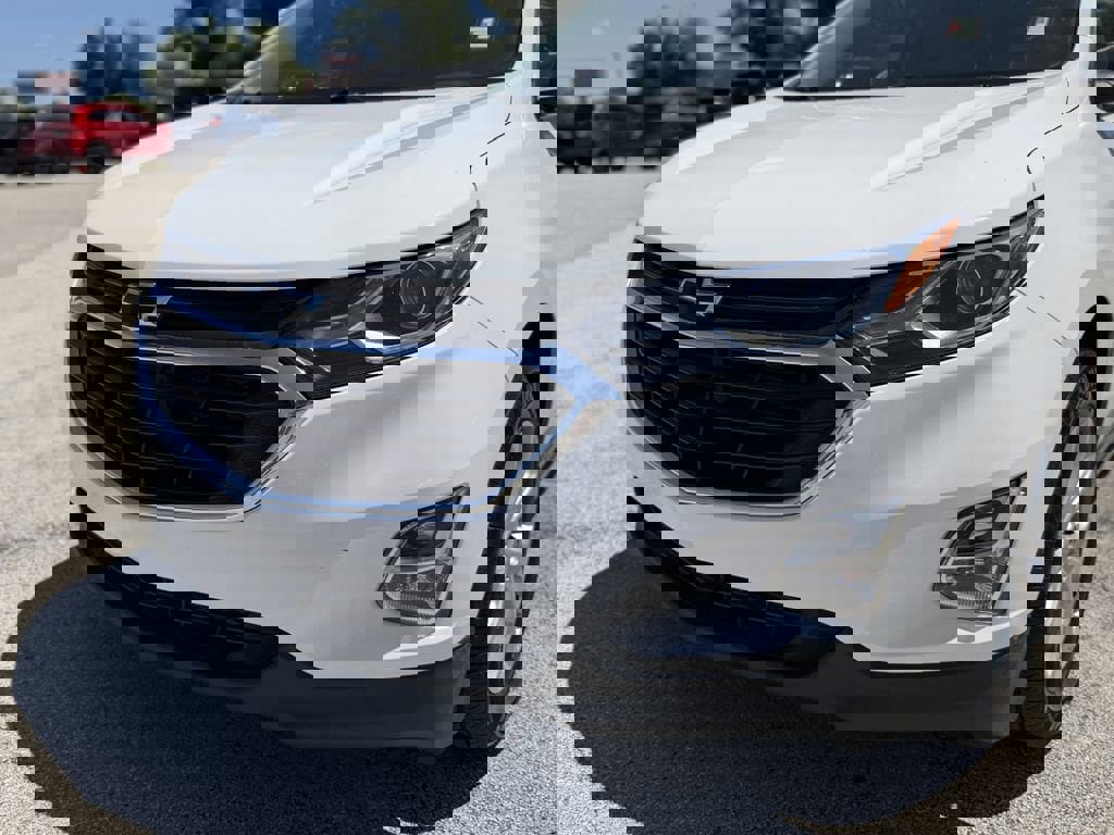 Used 2021 Chevrolet Equinox LS w/ LS Convenience Package FWD image 10