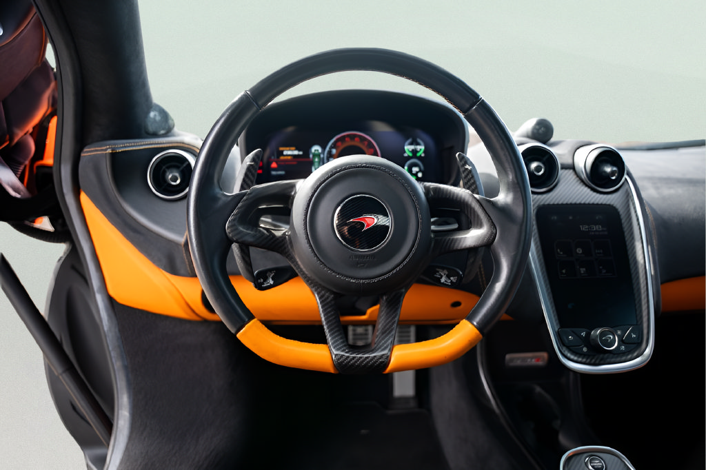 Used 2018 McLaren 570S Spider RWD image 41