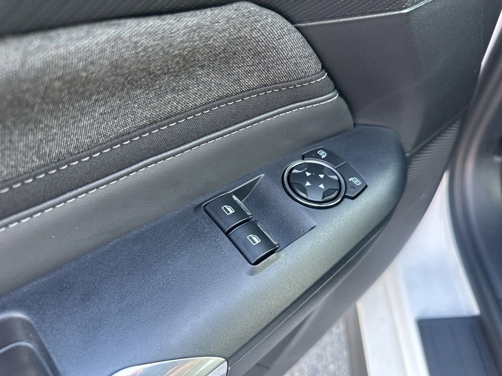 Used 2025 Ford Mustang Coupe image 19