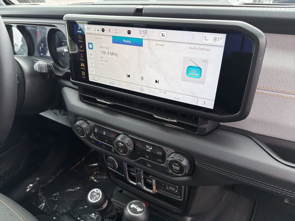 Certified 2025 Jeep Wrangler Unlimited Sahara image 14