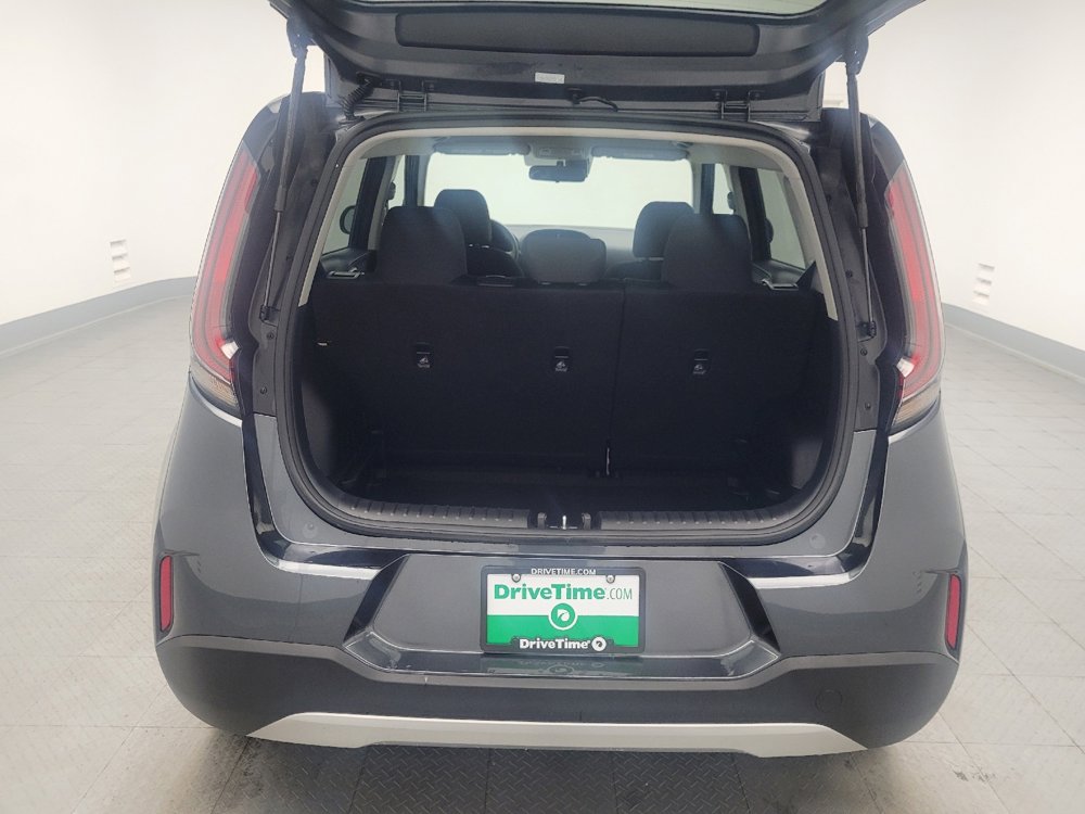 Used 2025 Kia Soul LX image 29