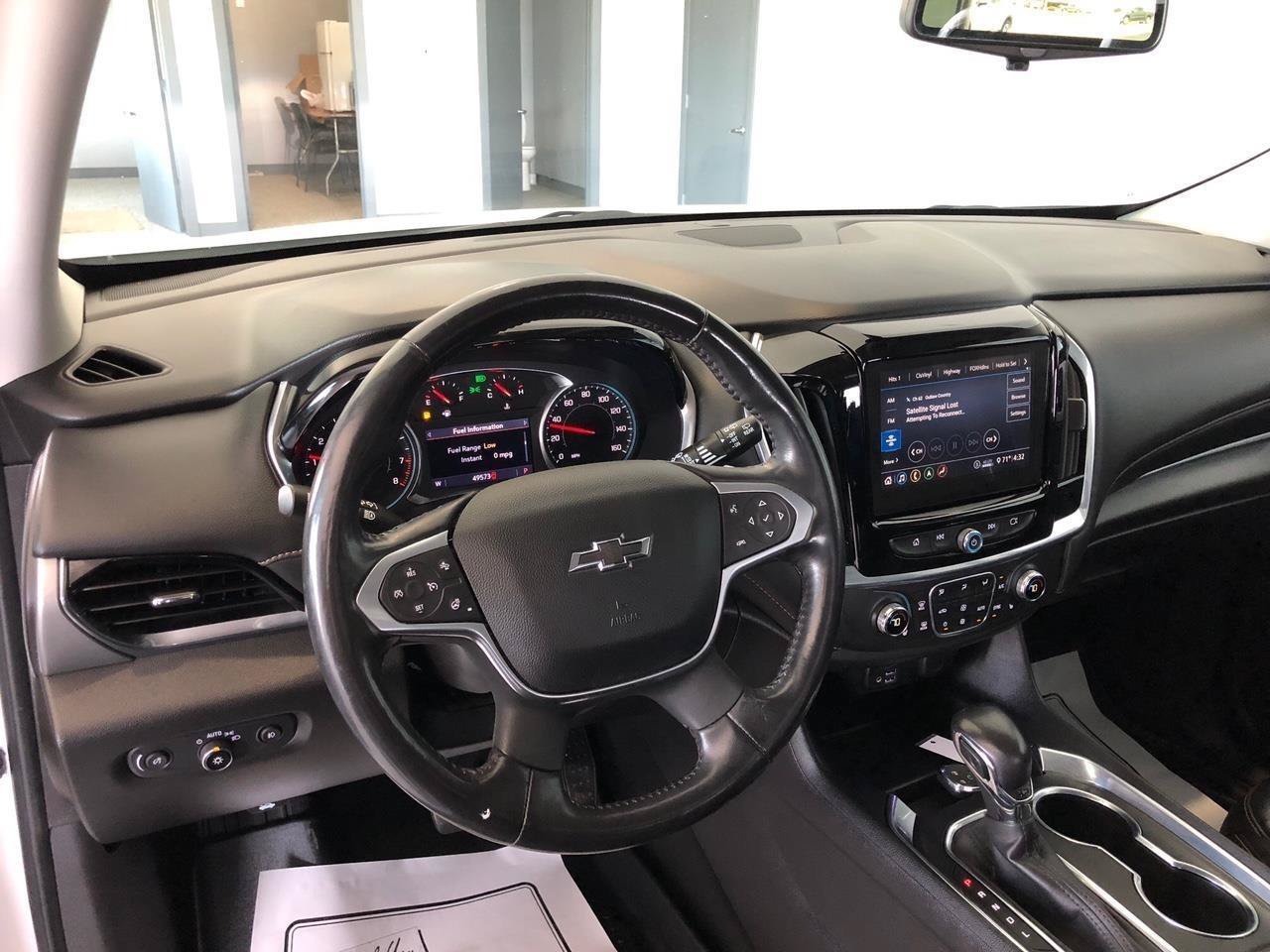 Used 2021 Chevrolet Traverse RS AWD/4WD image 13