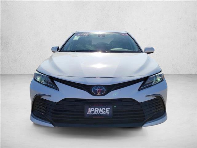 Used 2022 Toyota Camry LE FWD image 2