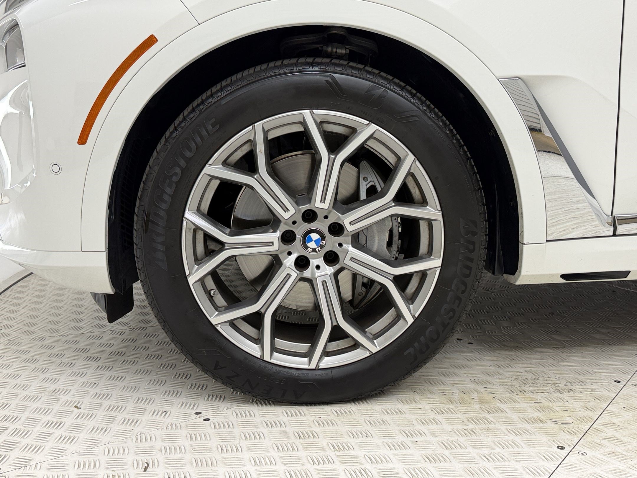 Used 2026 BMW X7 xDrive40i AWD/4WD image 13