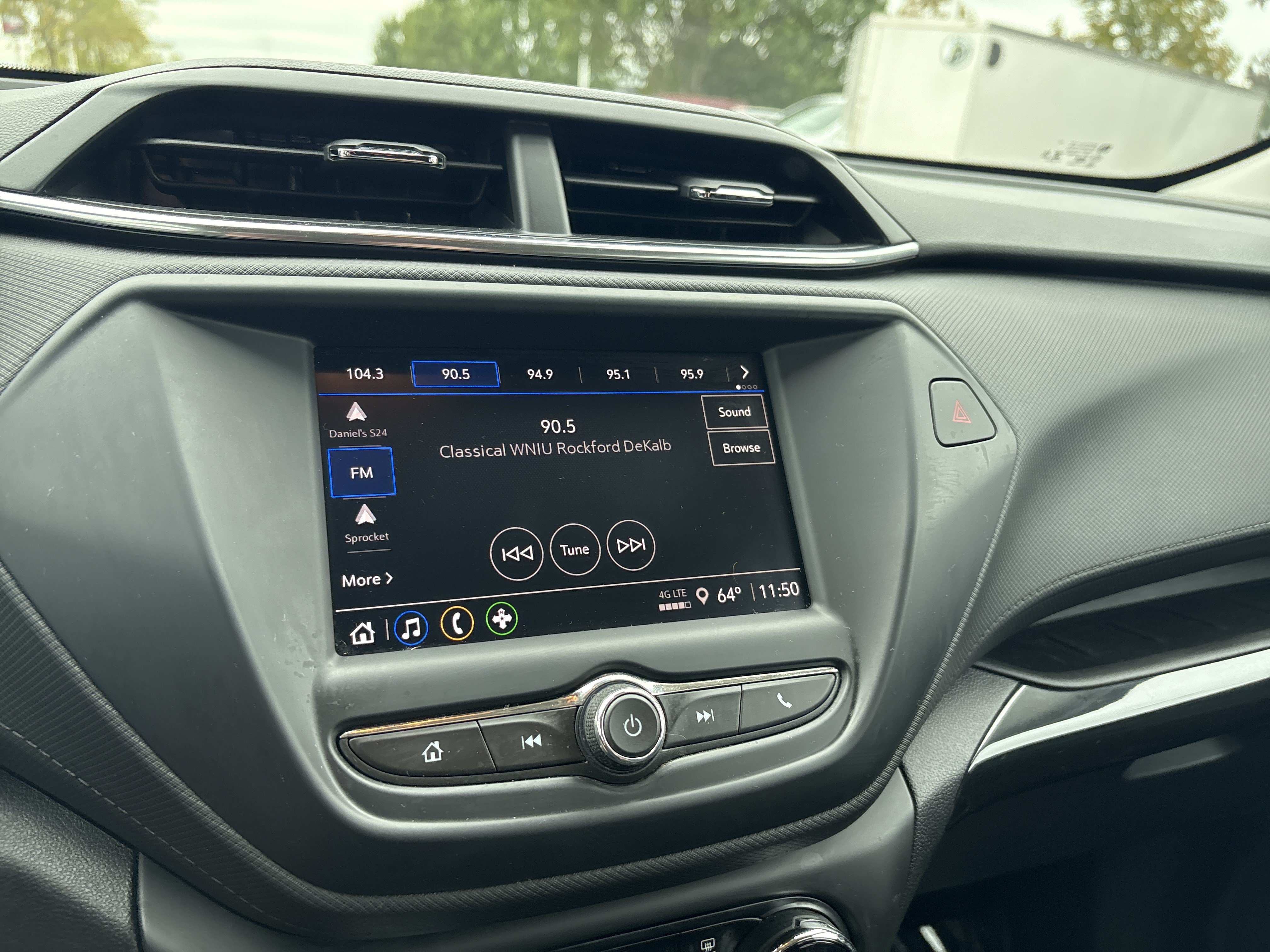 Used 2022 Chevrolet TrailBlazer LT FWD image 19