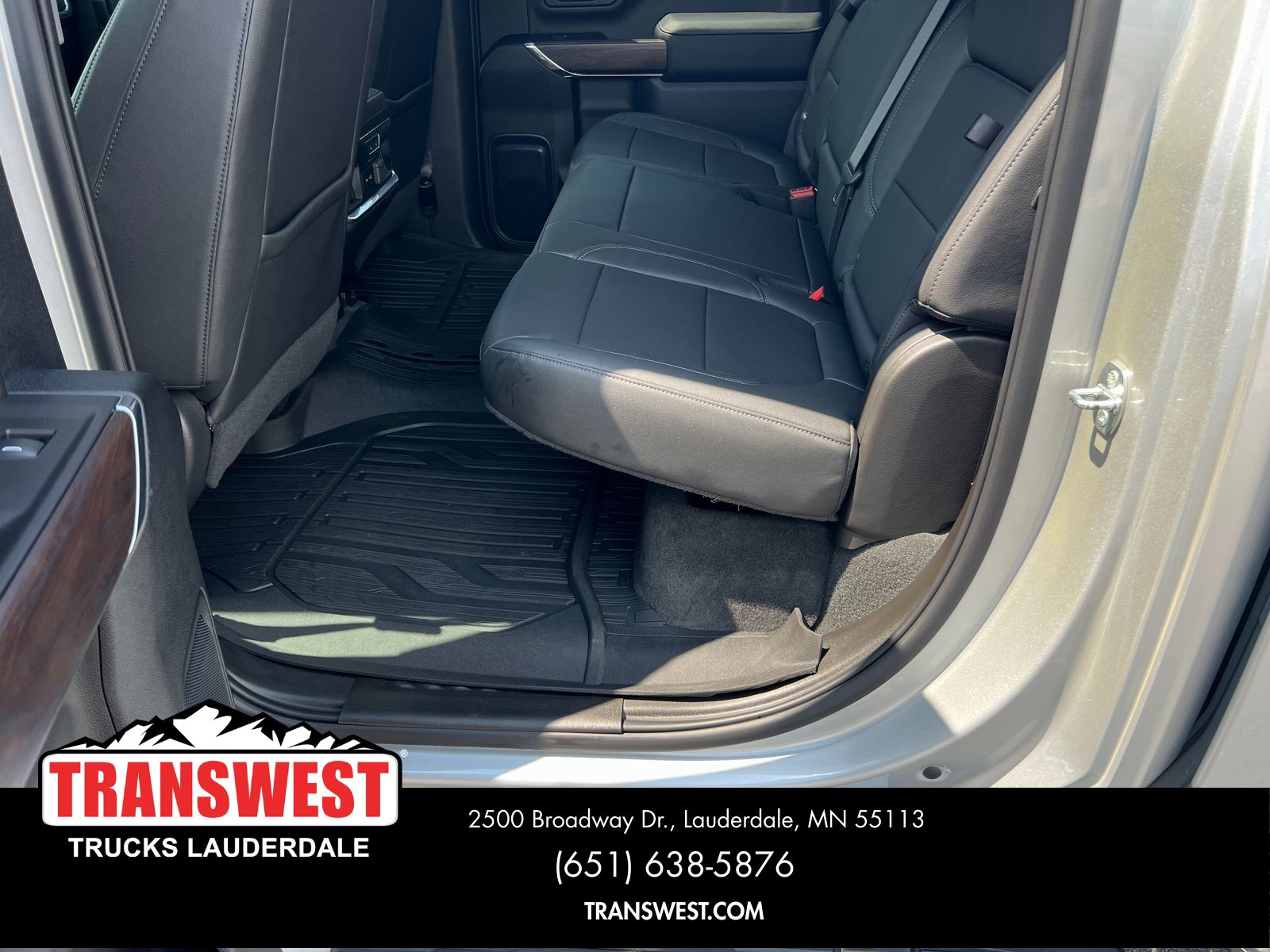 Used 2021 GMC Sierra 2500 SLT w/ SLT Premium Package image 10