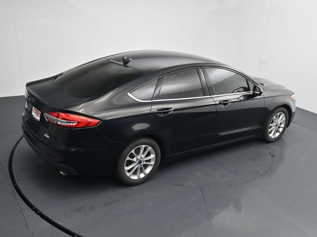 Used 2020 Ford Fusion SE FWD image 30
