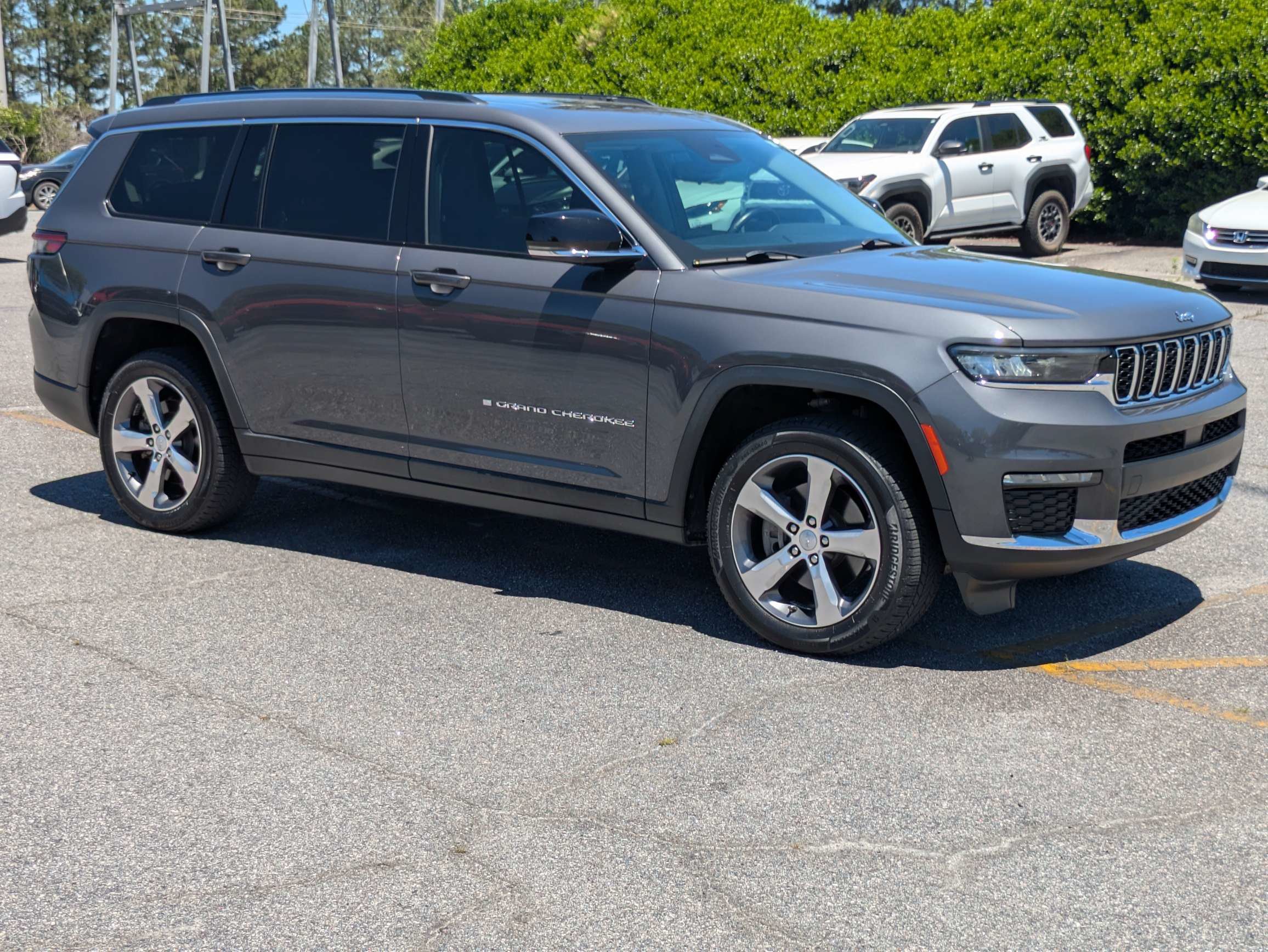 Used 2021 Jeep Grand Cherokee L Limited RWD video 2