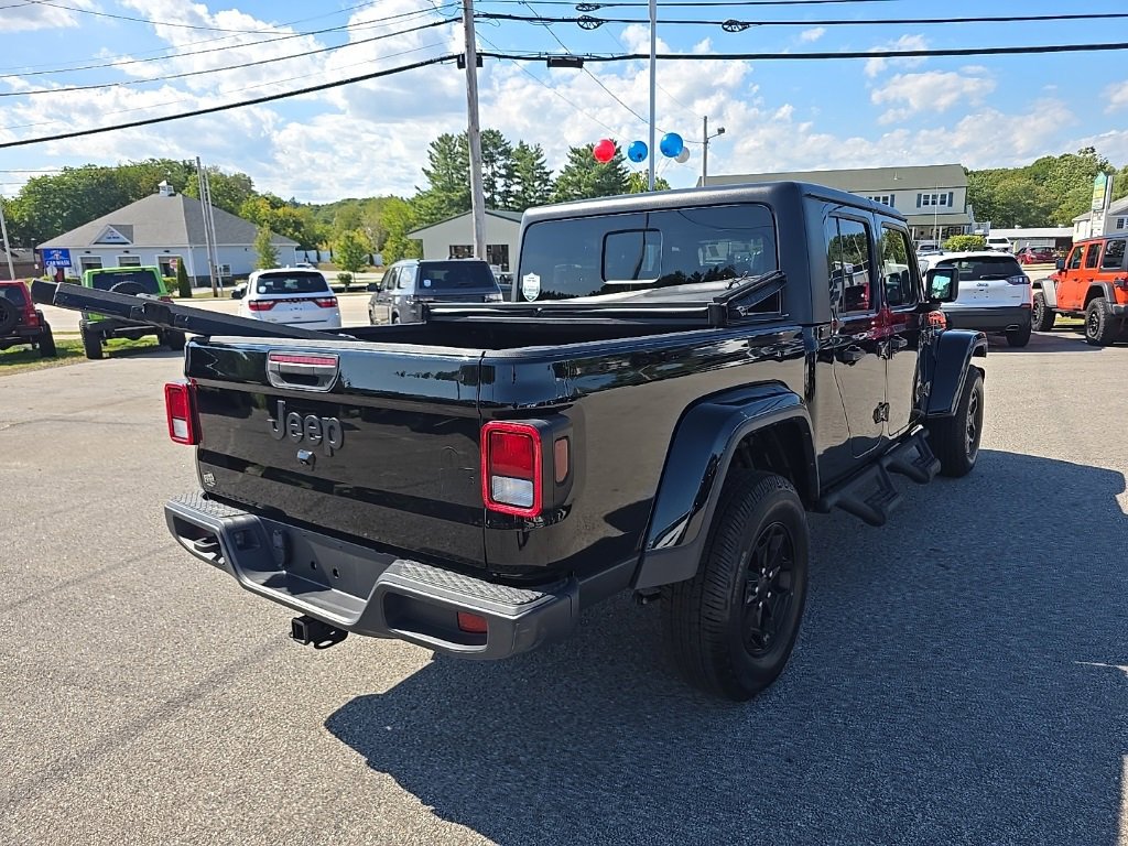Certified 2022 Jeep Gladiator Willys image 7