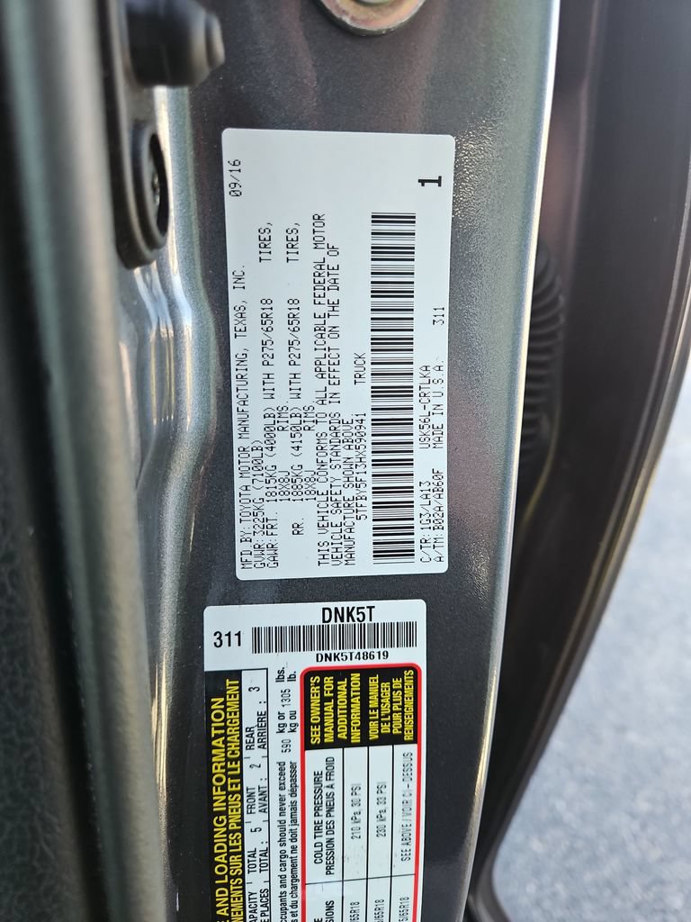 Used 2017 Toyota Tundra Limited w/ Limited Premium Package AWD/4WD image 30