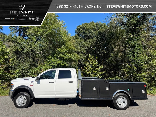 New 2026 RAM 5500 Tradesman image 1