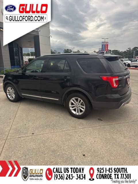 Used 2017 Ford Explorer XLT w/ Equipment Group 202A FWD image 6