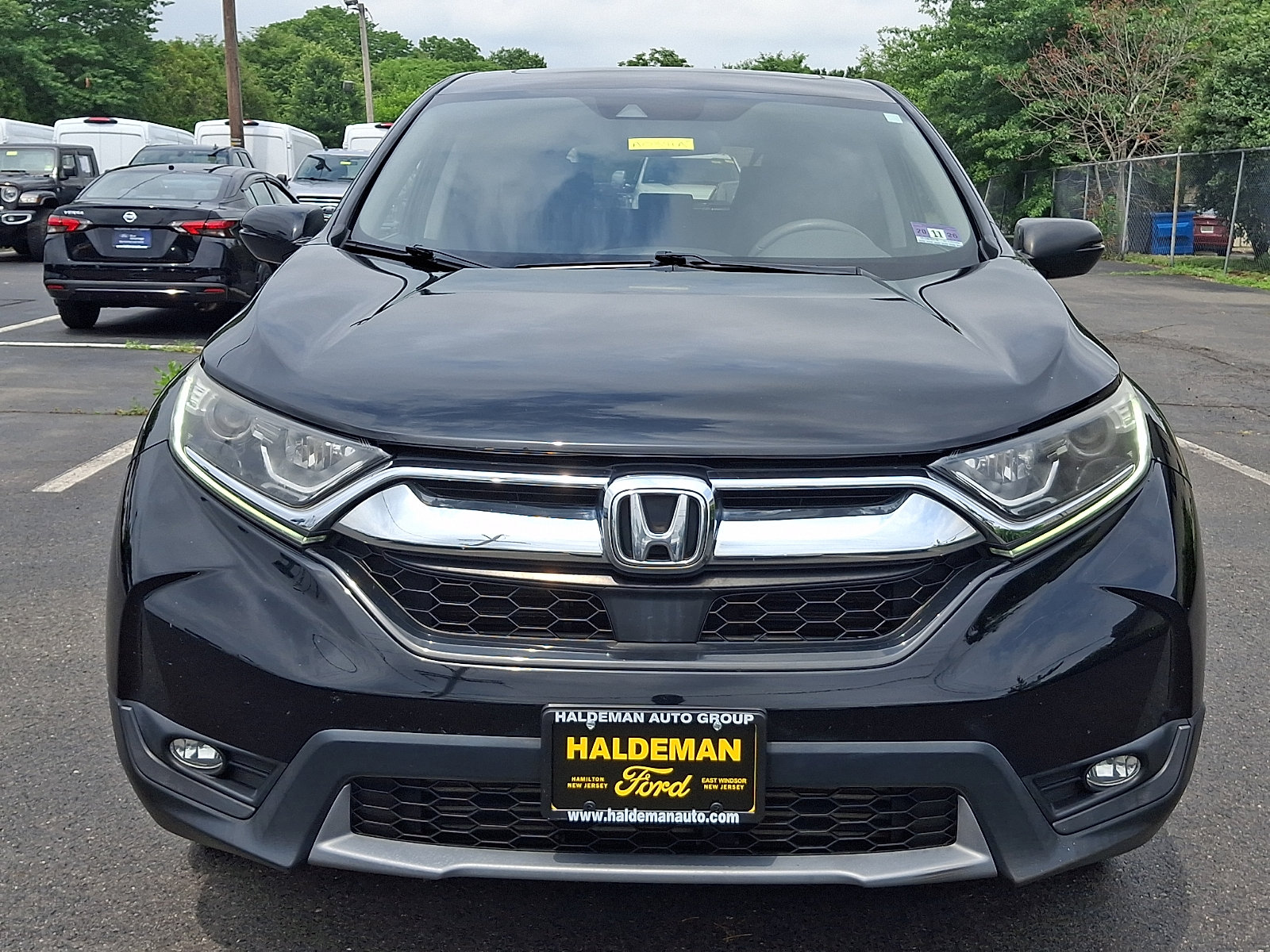 Used 2018 Honda CR-V EX image 2