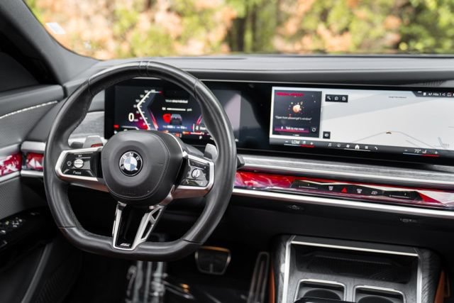Used 2023 BMW 740i w/ Luxury Rear Seating Package RWD image 24